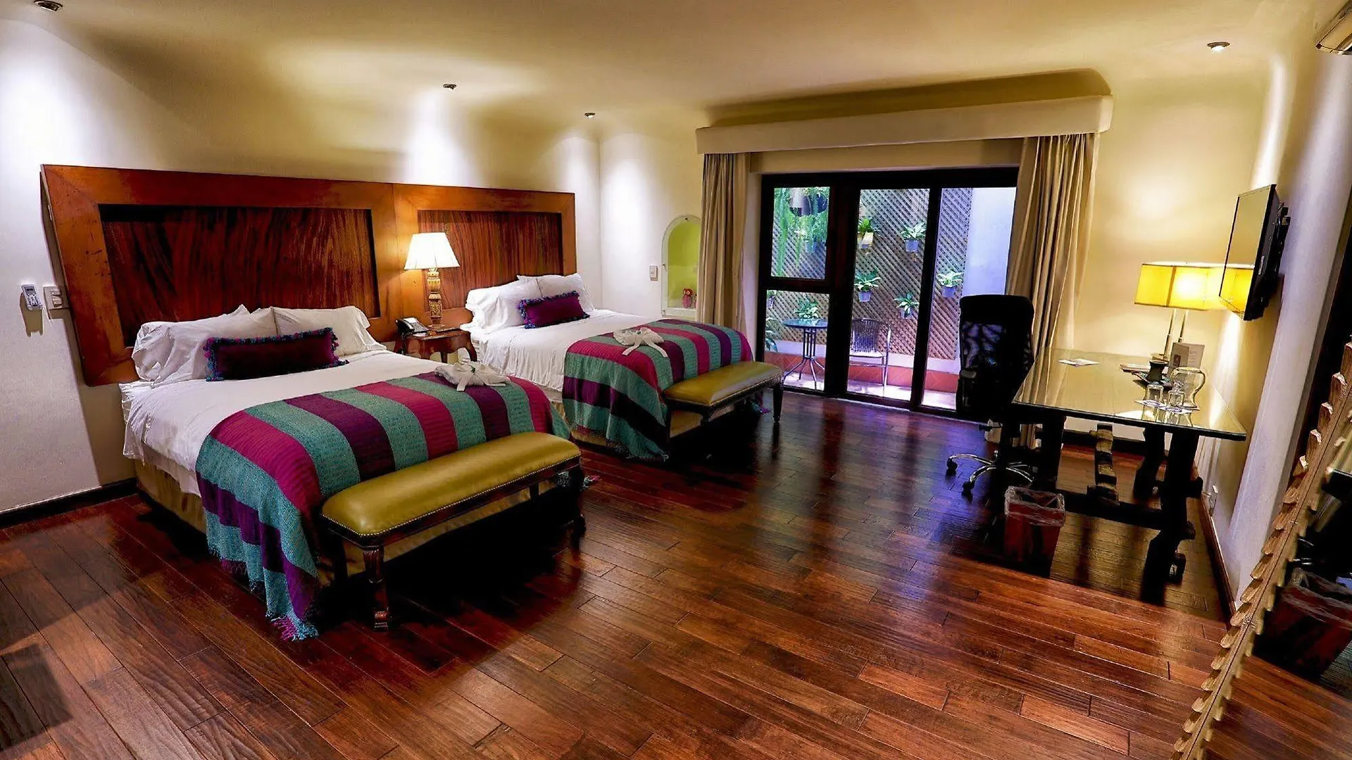 Pensativo House Hotel (Adults Only) Antigua 4*,
